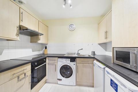 2 bedroom apartment for sale, Orchid Mews, Whitley Bay