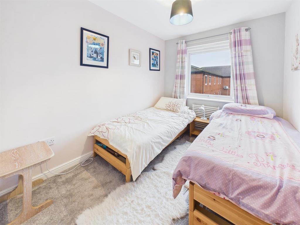 Bedroom 2.jpg
