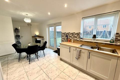 5 bedroom detached house for sale, Sapphire Way, Marine Point