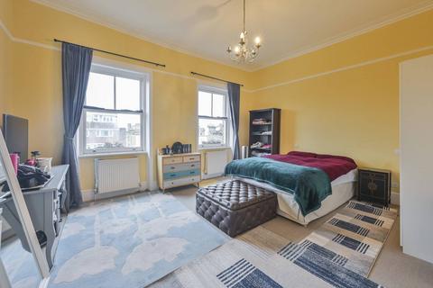 2 bedroom flat to rent, Redcliffe Gardens, Chelsea, London, SW10