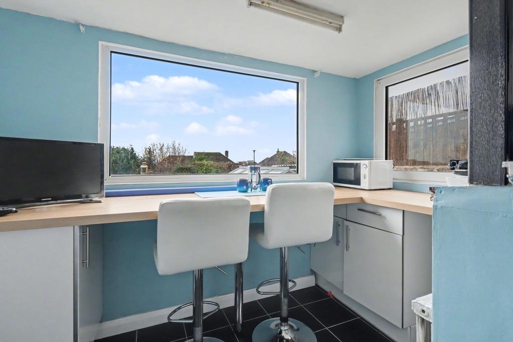 Breakfast Room