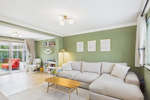 3 bedroom detached house for sale, Cedar Close, Broadstairs, CT10