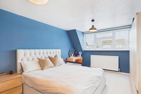 3 bedroom detached house for sale, Cedar Close, Broadstairs, CT10