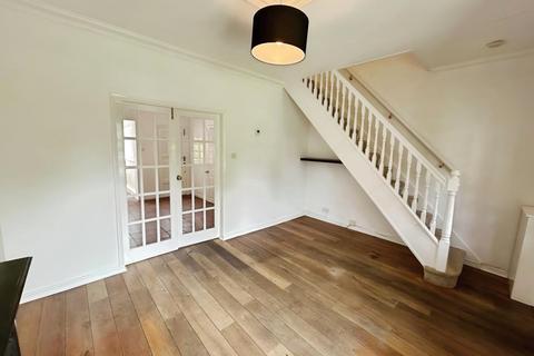 undefined, Warwick Road, Knowle, B93 9LU