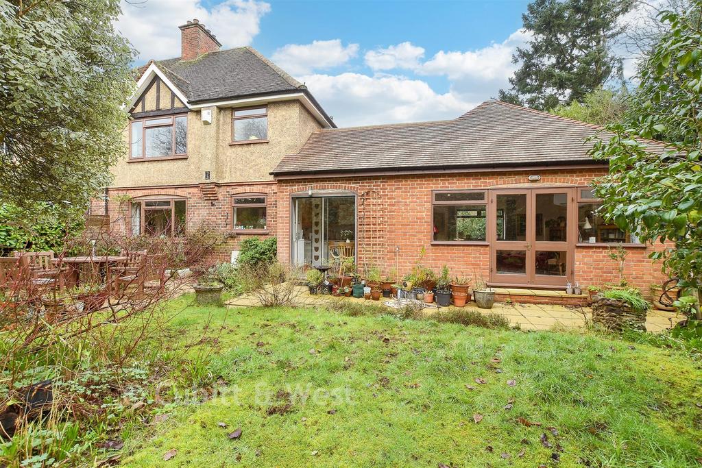 Rear Garden/Elevation