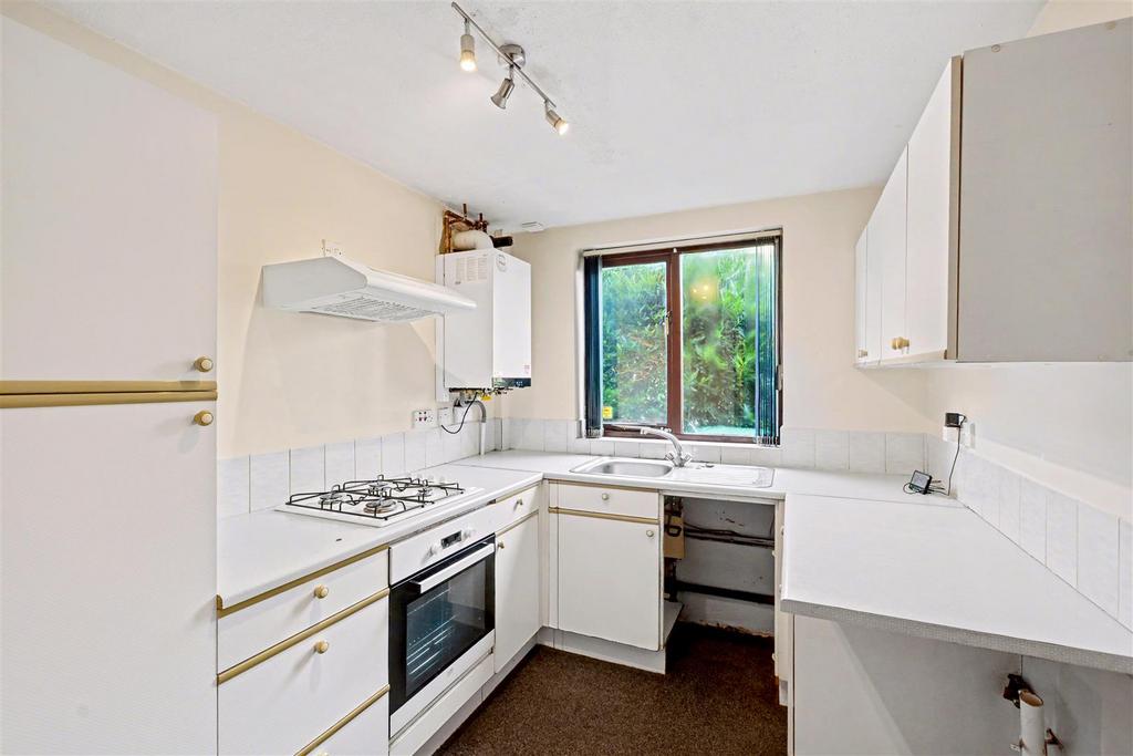 Kitchen 1.jpeg