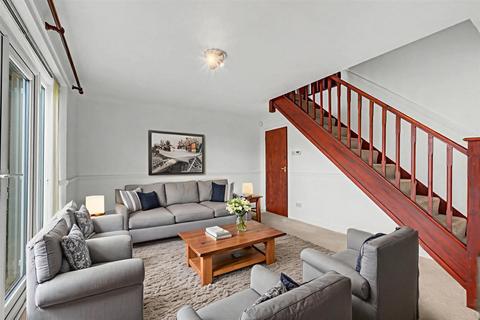 undefined, Barrymore Court, Holly Gardens, Thorneywood, Nottingham