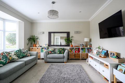 4 bedroom semi-detached house for sale, Fox Grove, Walton-on-Thames, KT12