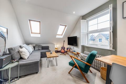 2 bedroom flat for sale, Rosebery Road, London, SW2