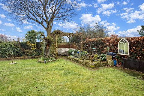 4 bedroom semi-detached house for sale, Bardsey ~ Woodacre Crescent, LS17