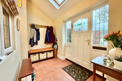 4 bedroom semi-detached house for sale, Bardsey ~ Woodacre Crescent, LS17