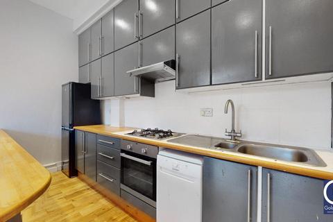2 bedroom mews to rent, Carrara Mews, Dalston Lane, London, E8