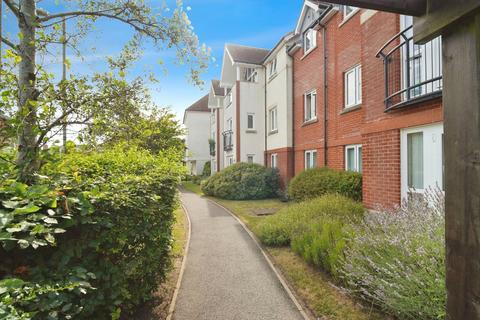 1 bedroom flat for sale, Avenue Road, Lymington, Hampshire, SO41