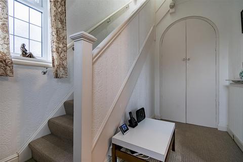 3 bedroom semi-detached house for sale, Moss Avenue, Leigh