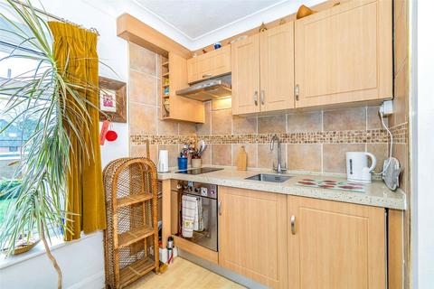 1 bedroom flat for sale, Winn Road, Southampton, Hampshire, SO17