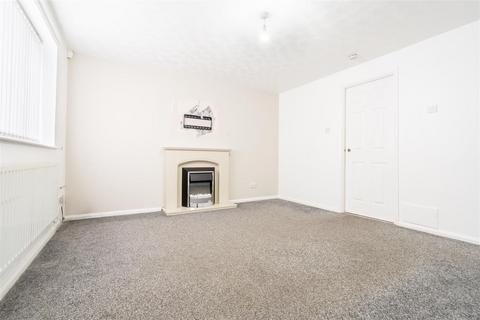 3 bedroom semi-detached house to rent, Peldon Close, Newcastle Upon Tyne