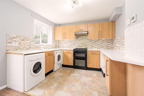 3 bedroom semi-detached house to rent, Peldon Close, Newcastle Upon Tyne