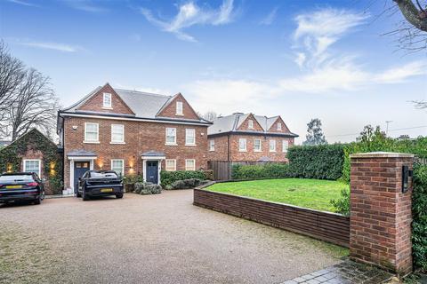 5 bedroom semi-detached house for sale, Christchurch Crescent, Radlett