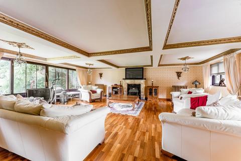 6 bedroom detached house for sale, Beccles Road, Carlton Colville