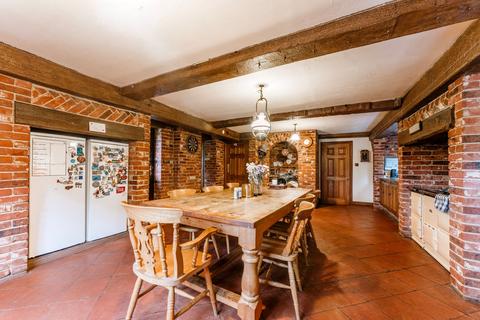 6 bedroom detached house for sale, Beccles Road, Carlton Colville