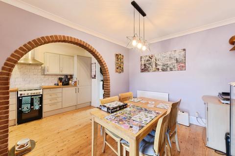 3 bedroom terraced house for sale, Hastings Avenue, Gosport, Hampshire, PO12
