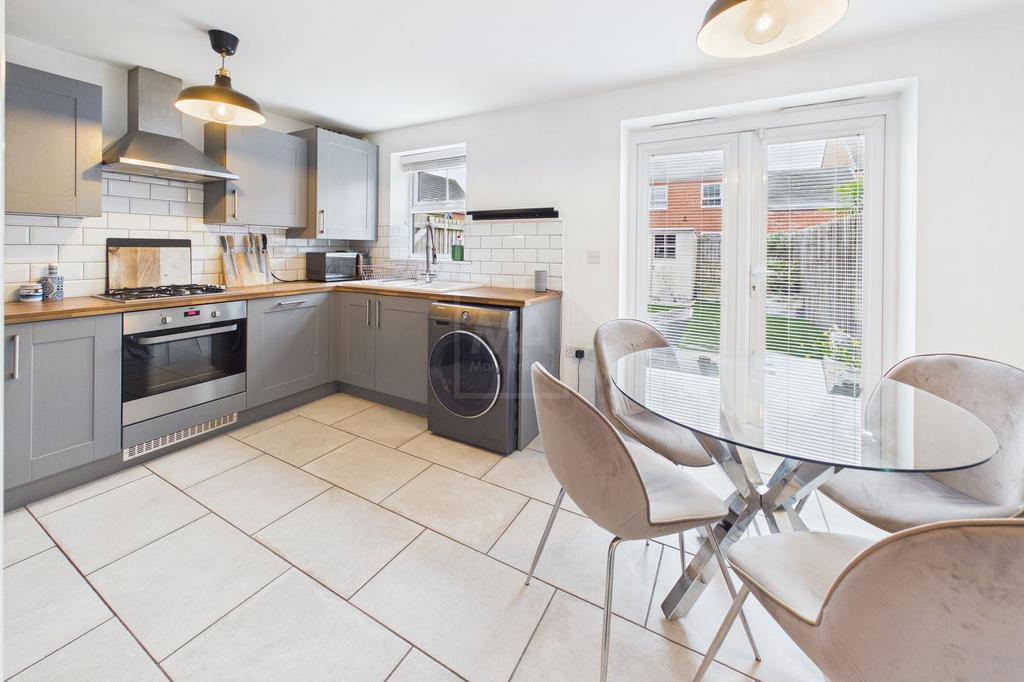 Kitchen/Dining Room