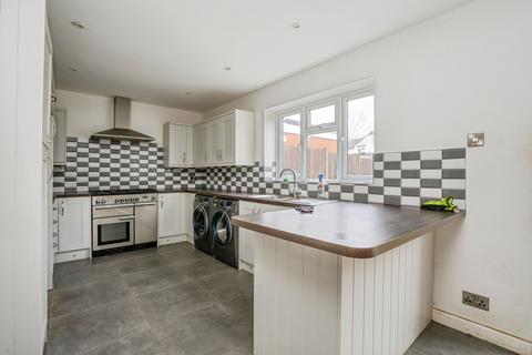 4 bedroom semi-detached house for sale, Sixth Avenue, Portsmouth, Hampshire, PO6