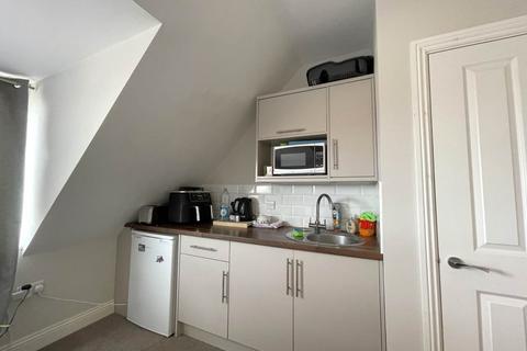 Studio to rent, Portland Road, Hove, East Sussex