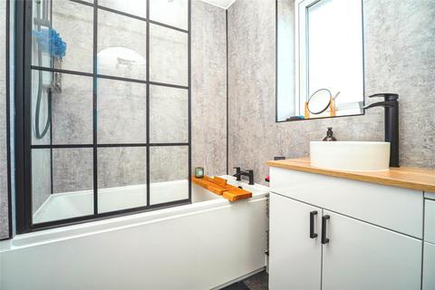 1 bedroom flat for sale, The Doves, Weymouth, DT3
