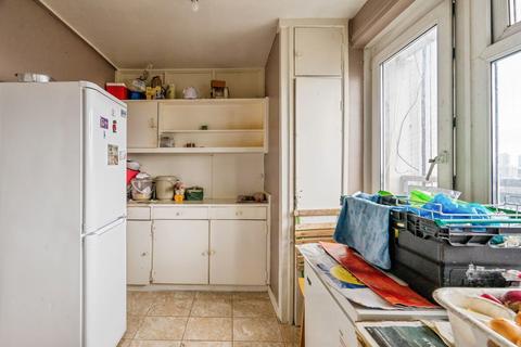 3 bedroom flat for sale, Weymouth Terrace, London, E2