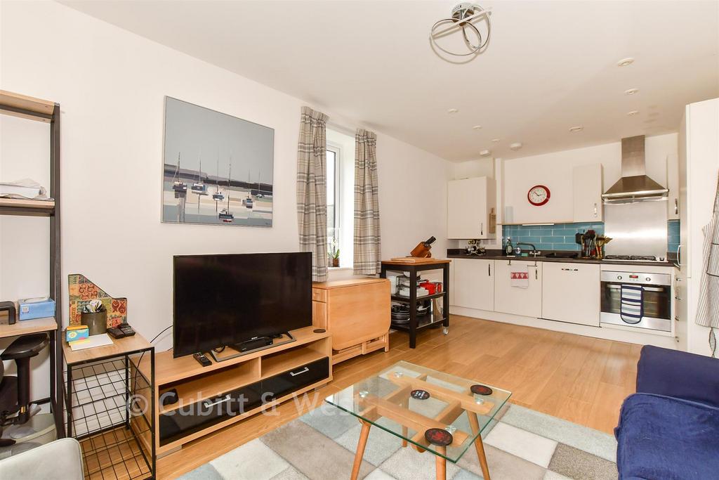 Kitchen/ Lounge/Diner