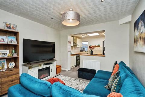 2 bedroom end of terrace house for sale, Kings Road, East Cowes, Isle Of Wight, PO32
