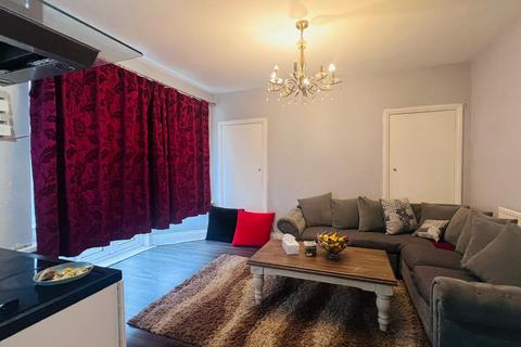 3 bedroom semi-detached house for sale, Baxter Avenue, Newcastle upon Tyne NE4