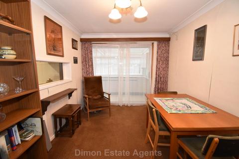 3 bedroom terraced house for sale, Broadsands Drive, Gosport