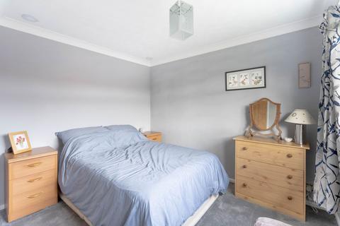 2 bedroom detached bungalow for sale, Lester Drive, Haddenham, CB6