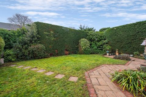 undefined, Ampthill Road, Silsoe, MK45 4DX