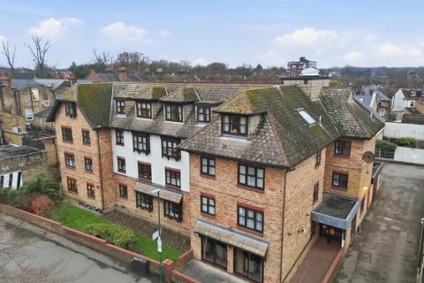 2 bedroom retirement property for sale, Westleigh Court, Nightingale Lane, Wanstead