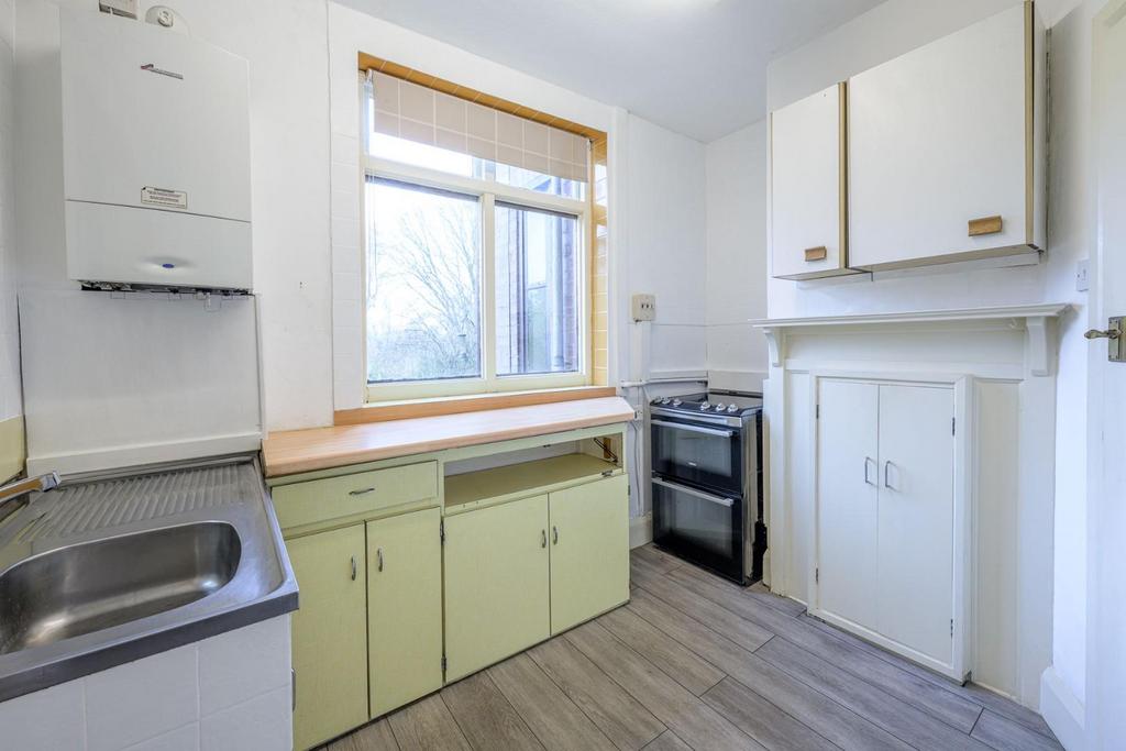 Kitchen 1