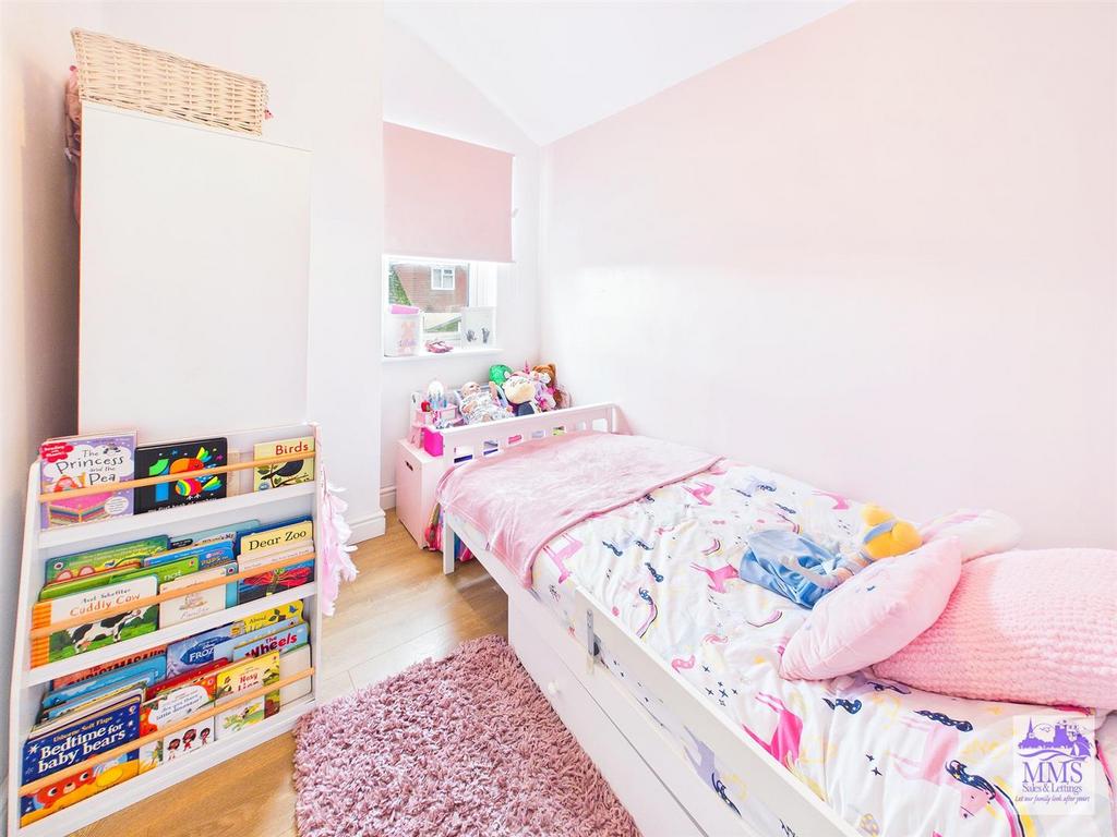 CAM04098 G0-PR0161-STILL021.jpg