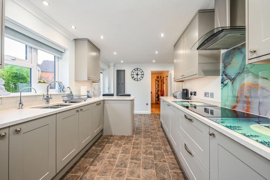 Kitchen/Breakfast Room
