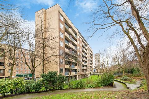undefined, Rosebery Avenue, Spa Green Estate, London, EC1R
