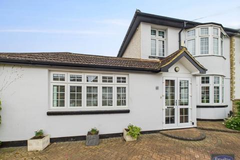4 bedroom semi-detached house for sale, Darwin Road, Welling , Kent