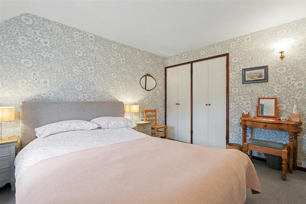 Master Bedroom 2.jpg