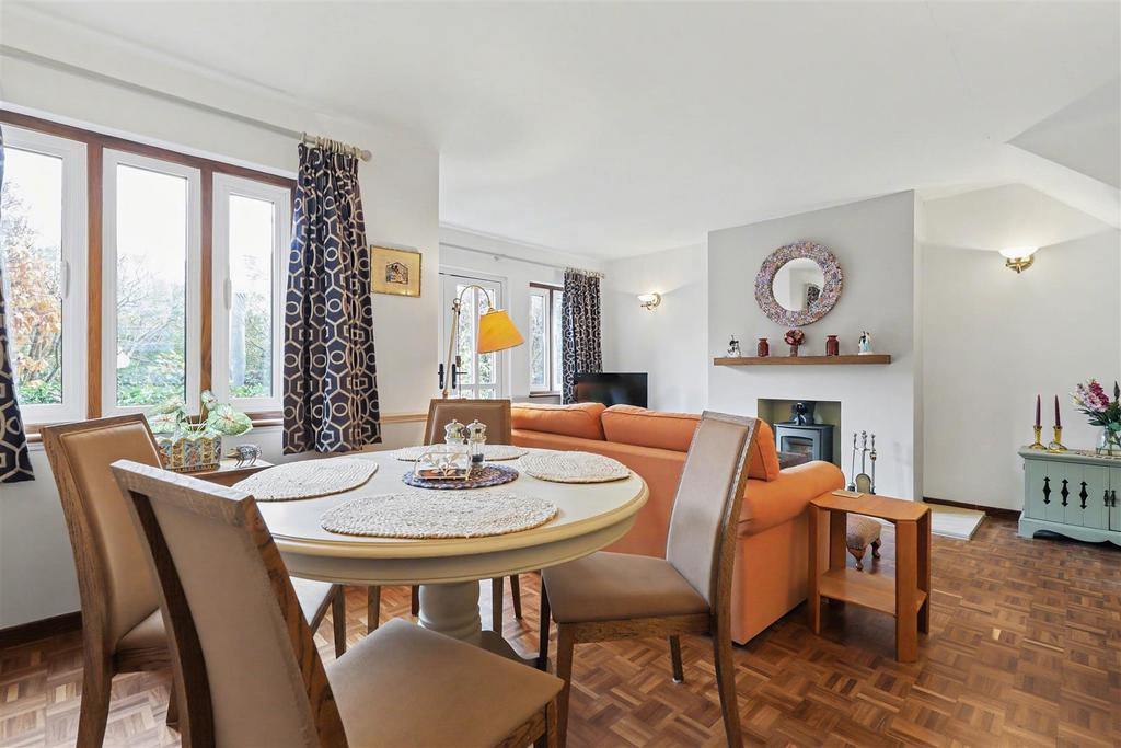 Sitting Room 4.jpg
