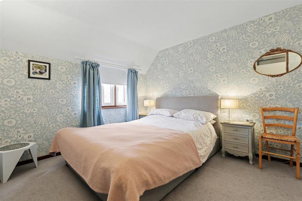 Master Bedroom 1.jpg