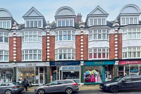 2 bedroom flat for sale, South Street, Eastbourne