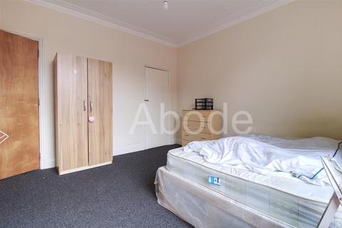 undefined, Burley Lodge Road, Hyde Park, Leeds