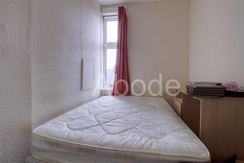 undefined, Burley Lodge Road, Hyde Park, Leeds