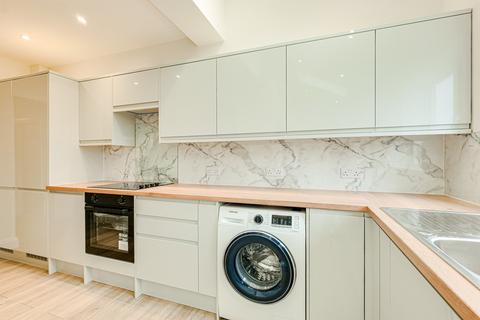 3 bedroom semi-detached house for sale, Rochford Road, Southend-on-sea, SS2