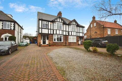 4 bedroom semi-detached house for sale, Beverley Road, Anlaby